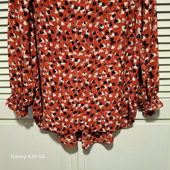 Lane Bryant Red & Black Like New Floral Button-Down Blouse Size 14/16 With Ruffl - Picture 2 of 11